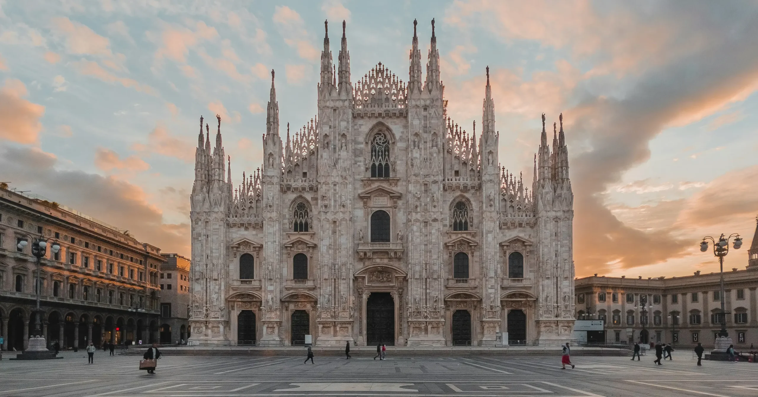 Private Jet to Milan